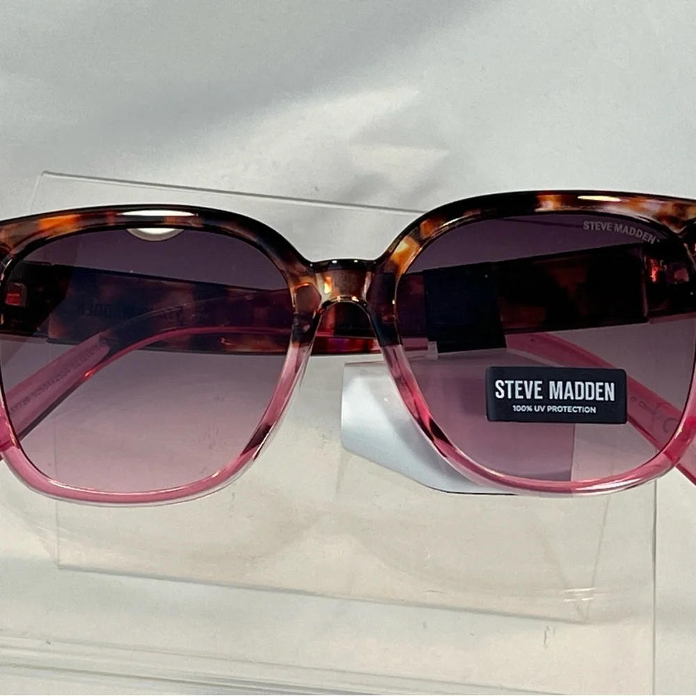 NWT - Steve Madden Pink Tortoise Gradient Cat Eye Sunglasses